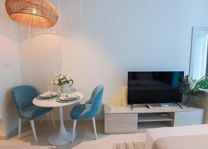 Fantastic Studio Apartment At Palm Jumeirah